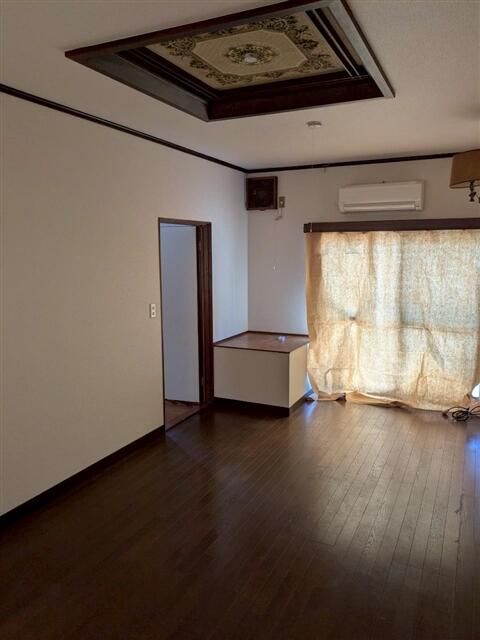 平戸町店舗併用住宅 リビング