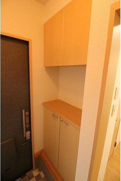カサベルデ 玄関
