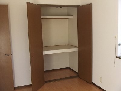 メゾン・エリナ C棟 収納