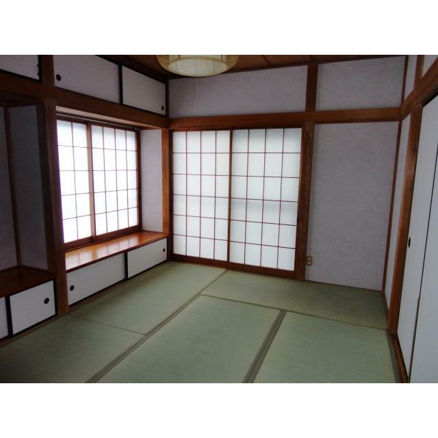 矢部町坂田貸家 ベッドルーム