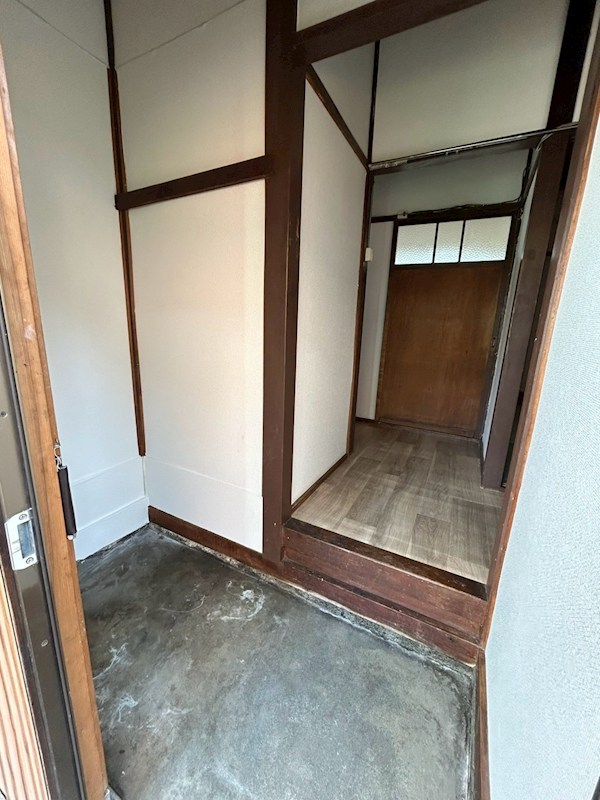 増田貸家 玄関