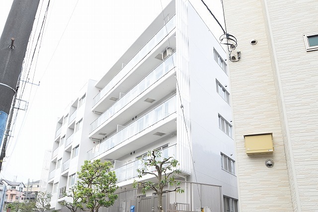 ベルジュ横濱本郷台 306号室 外観