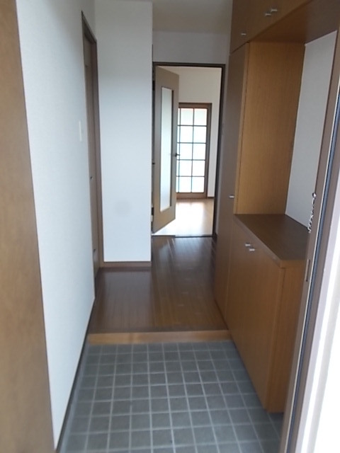 エステートピア小田原 玄関