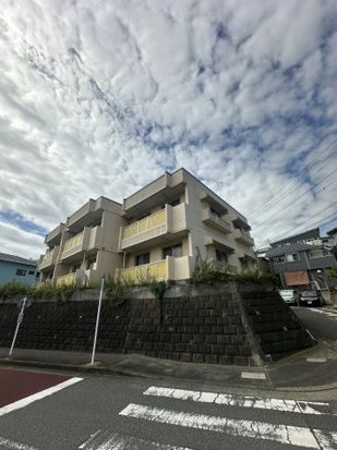 エミネンス湘南 201号室 外観