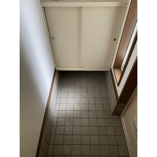 グランツ・ブリーゼ 玄関