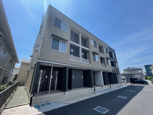 ファッシーナ 302号室 外観