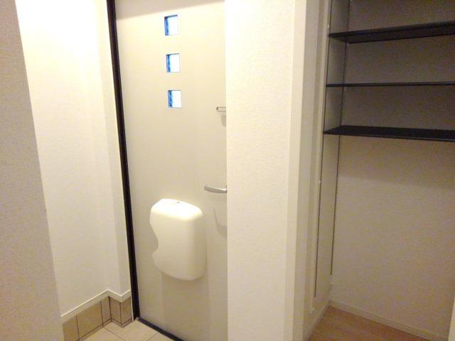 ファッシーナ 玄関