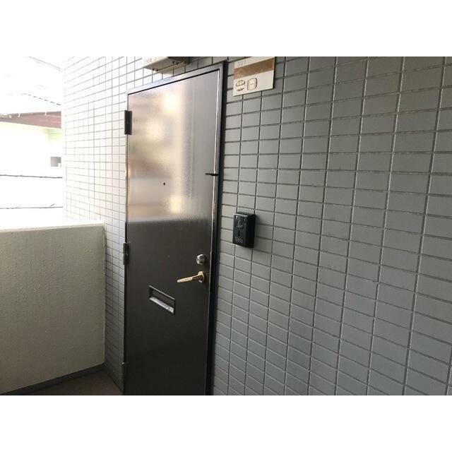 ドミトリー望星 玄関