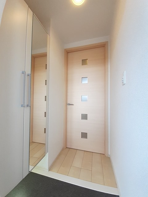 ユトリナ湘南　Ａ 玄関