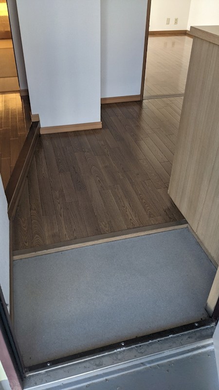 マンション瀬戸 玄関