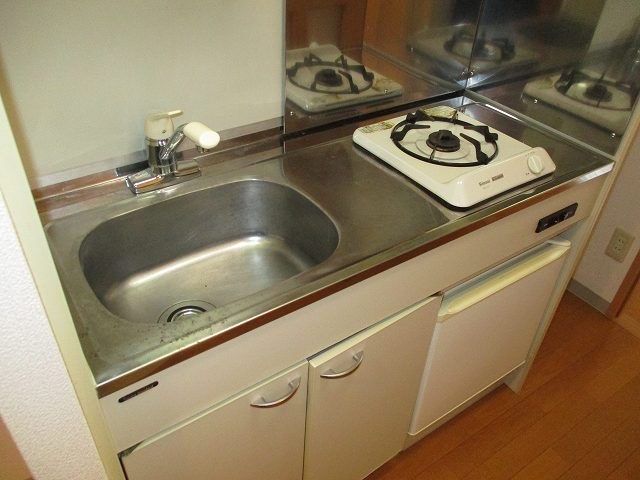 アーバンスプラザイシワタ７ キッチン