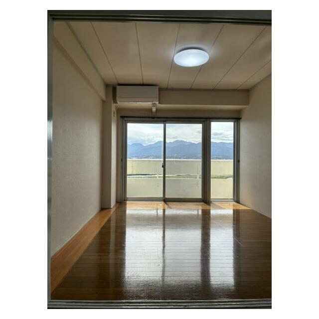 サンハイツ小田原 リビング