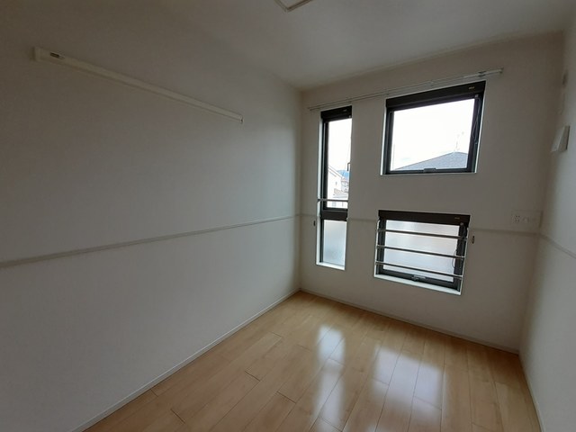 フリーデ・エレガンシア その他1