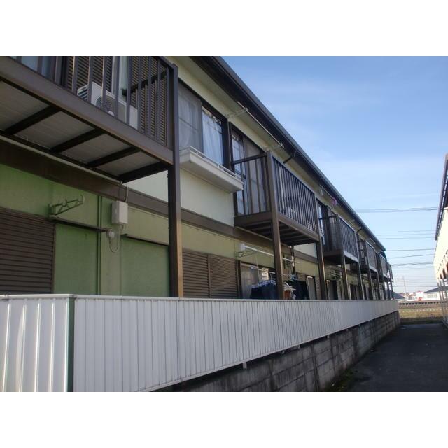 ファミーユＩＳＥＨＡＲＡ　Ａ棟 203号室 外観