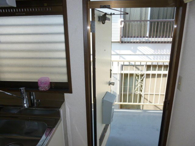 ファミーユＩＳＥＨＡＲＡ　Ａ棟 玄関