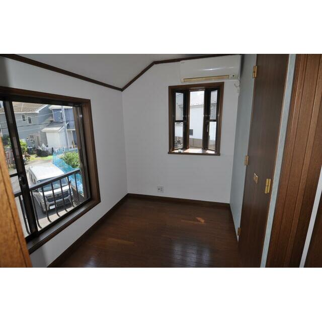 城南戸建て貸家 ベッドルーム