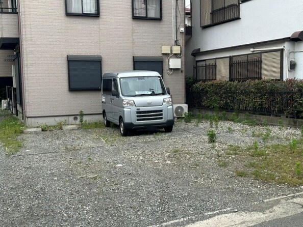 スカイコートハマダ 駐車場