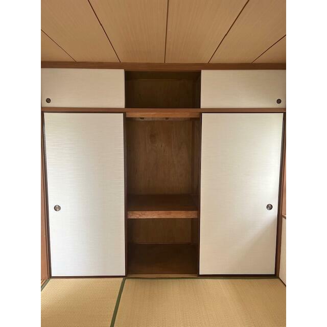 神奈川県厚木市森の里１丁目 収納