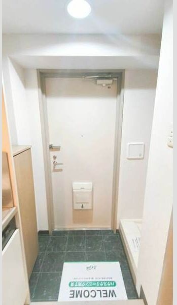神奈川県厚木市中町２丁目 玄関
