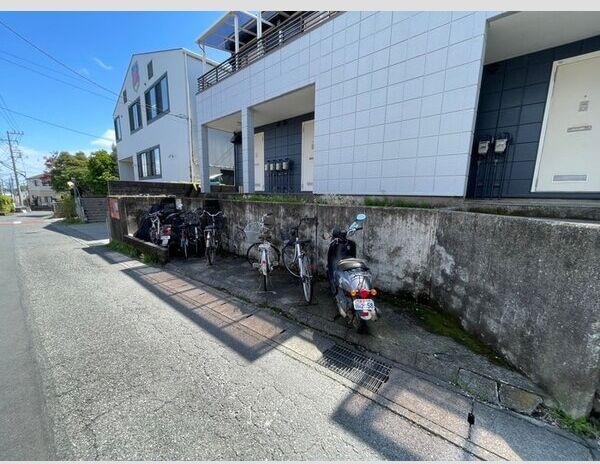 神奈川県厚木市戸室３丁目 駐車場