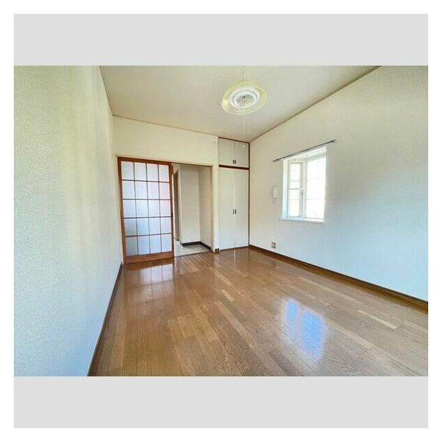 神奈川県厚木市関口 リビング