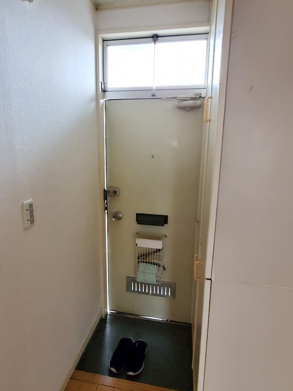 コーポ鍵和田A 玄関