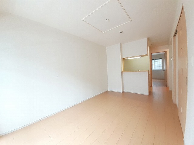 エレガンシア その他