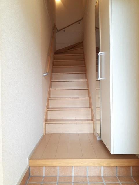 ガーデンベル 玄関