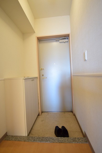 ベルエールA棟 玄関