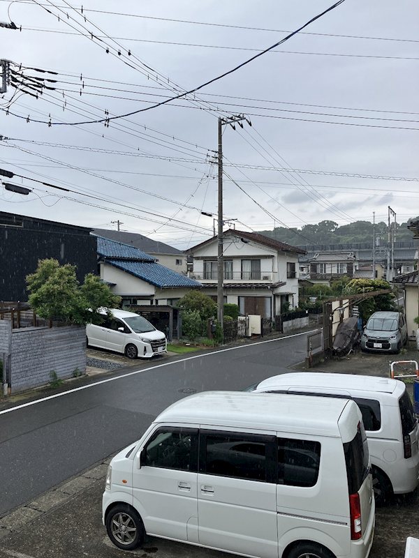 八向田アパート 駐車場