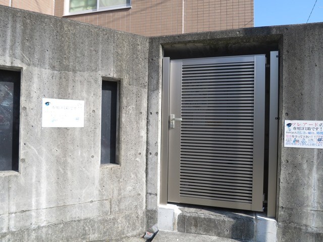ソレアード  エントランス