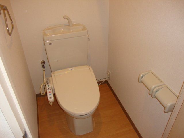 ソワール鎌倉 トイレ