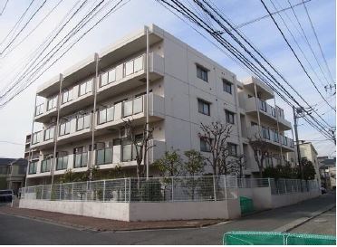 メゾン　デ　フォンティヌ 201号室 外観