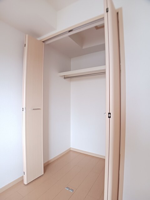 エスタシオンⅢ 収納