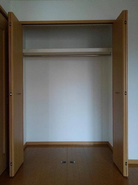 グリーンリーフⅡ 収納