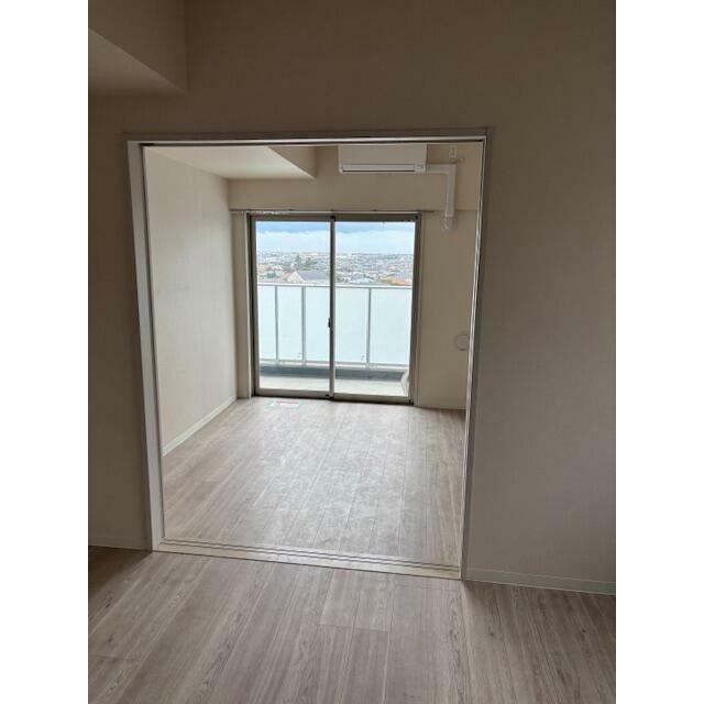 湘南辻堂駅前マンション リビング