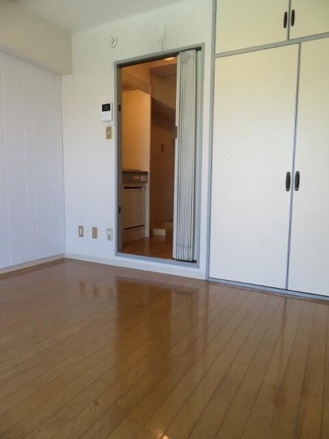 渚マンション ベッドルーム