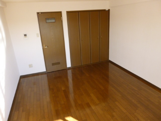 コンフォール伊勢原 収納