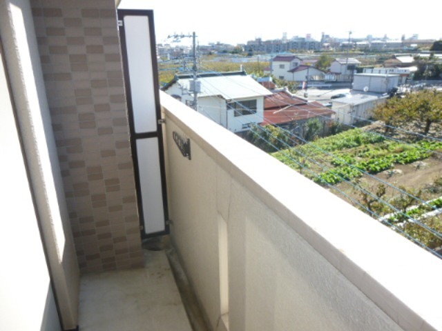 コンフォール伊勢原 ベランダ