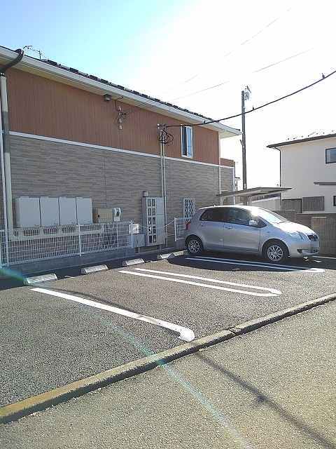 アンソレイユⅣ 駐車場
