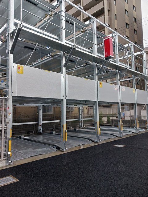 ディアコート本厚木 駐車場