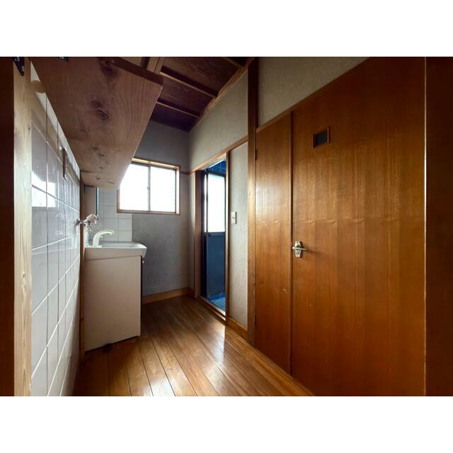 小田原市成田貸戸建 洗面所