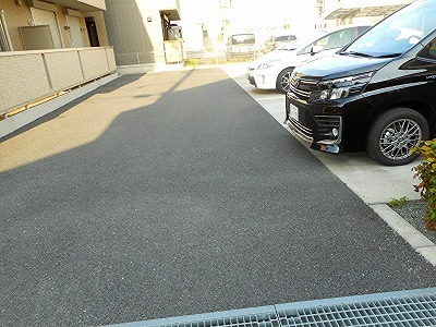 パストラル湘南Ⅱ 駐車場
