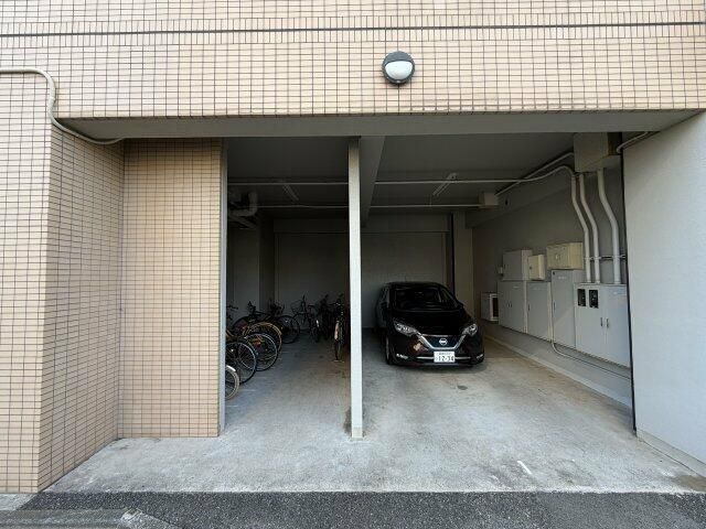神奈川県平塚市榎木町 エントランス