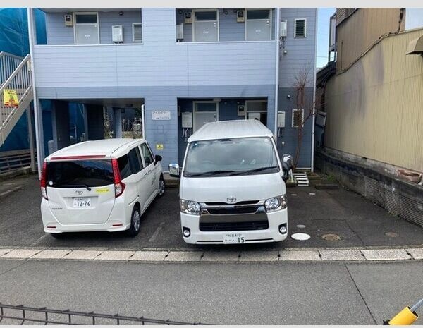 神奈川県平塚市出縄 駐車場