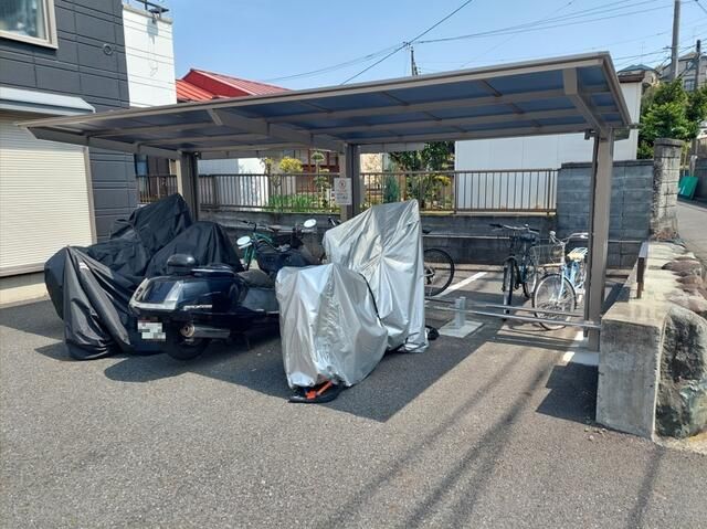 神奈川県横浜市栄区公田町 駐車場