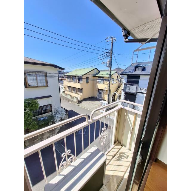 神奈川県秦野市鶴巻南１丁目 ベランダ