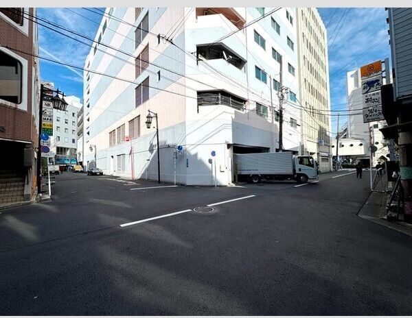 神奈川県藤沢市鵠沼橘１丁目 駐車場