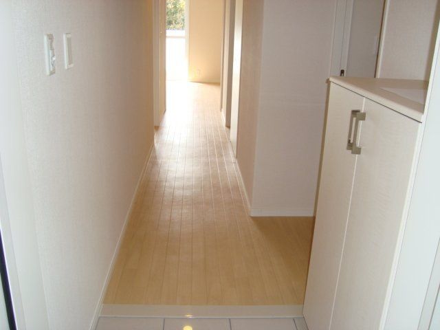コモド　レジデンス 玄関