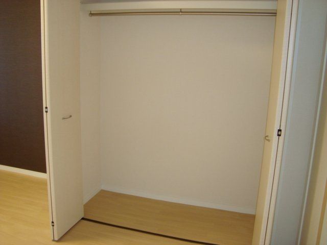 コモド　レジデンス 収納